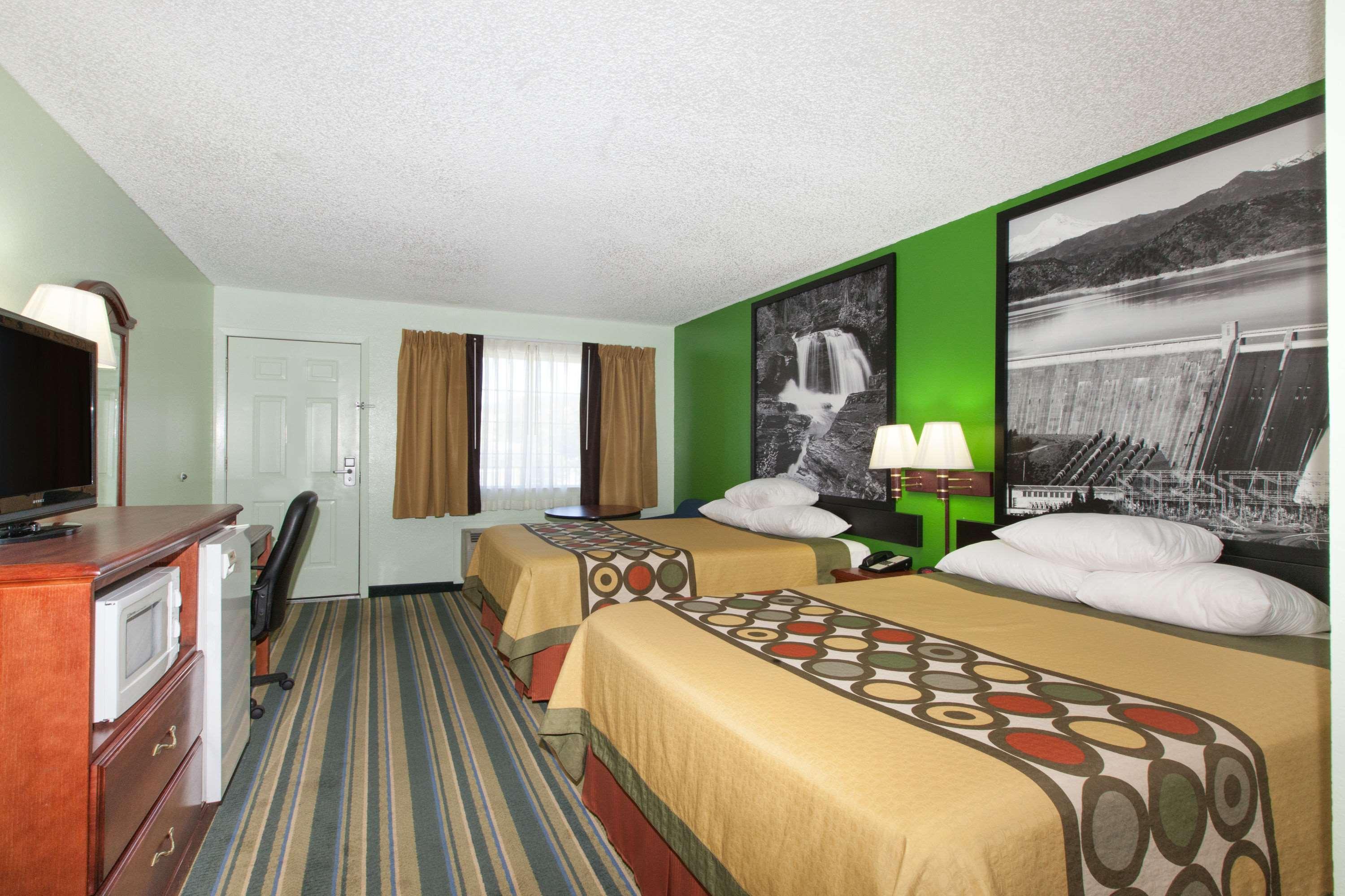 Super 8 By Wyndham Yreka Hotel Kültér fotó
