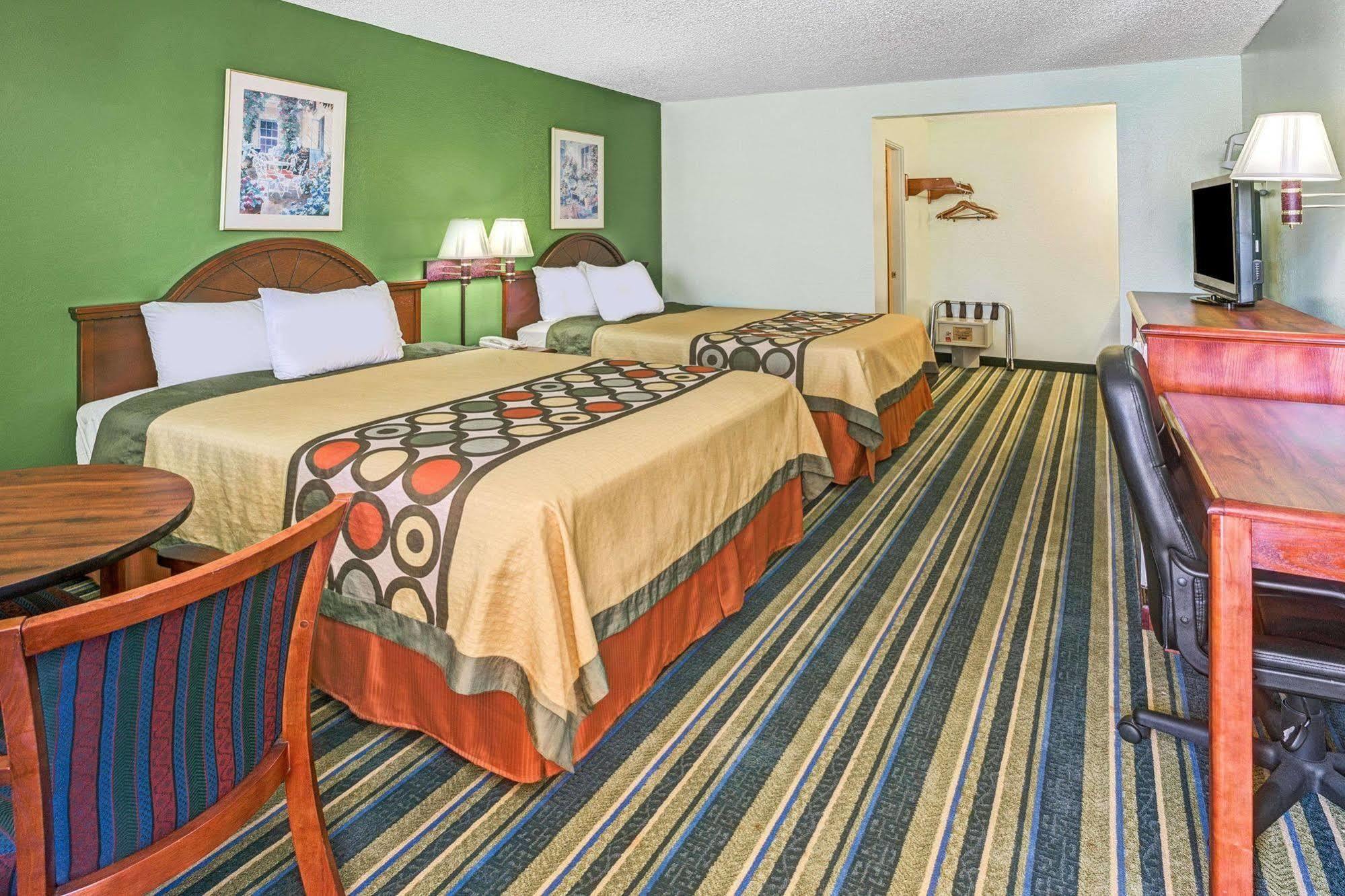 Super 8 By Wyndham Yreka Hotel Kültér fotó